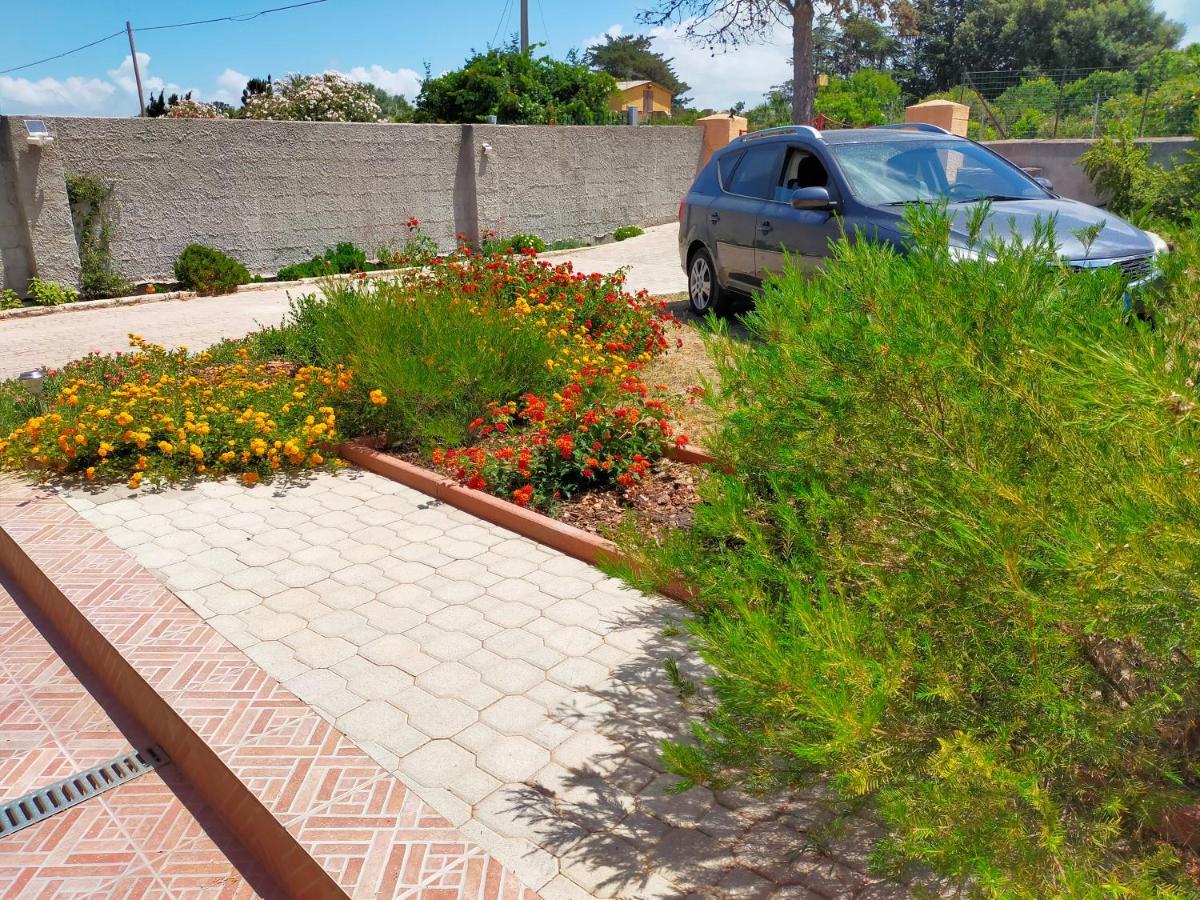 Casa Marina Lu Tuvaraggiu Casa Vacanze Sorso Exteriör bild